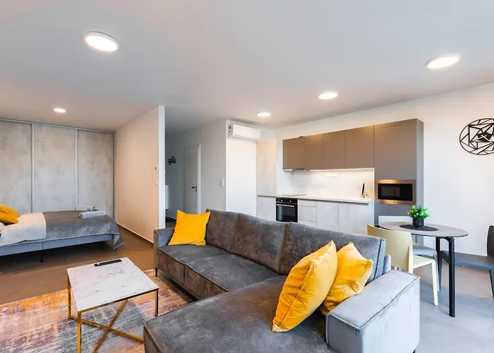 Lion Parkk Apartman